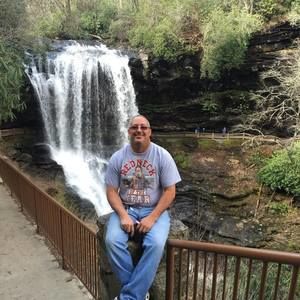 Meet your Posher, Raymond